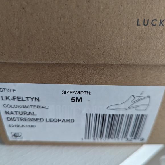 Boots - Picture 3 of 6